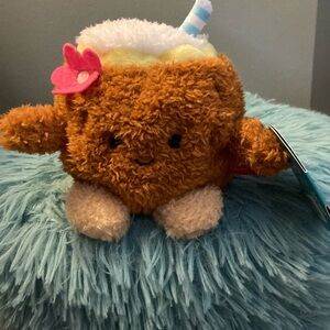 BRAND NEW BUM BUMZ SIZE 4.5”! NWT! SMOKE FREE HOME!